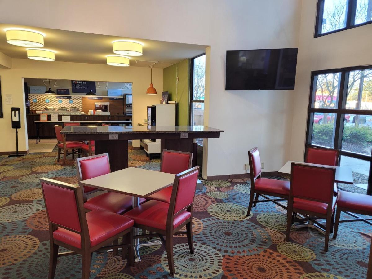 Holiday Inn Express Anderson I-85 - Exit 27- Highway 81 By Ihg Экстерьер фото